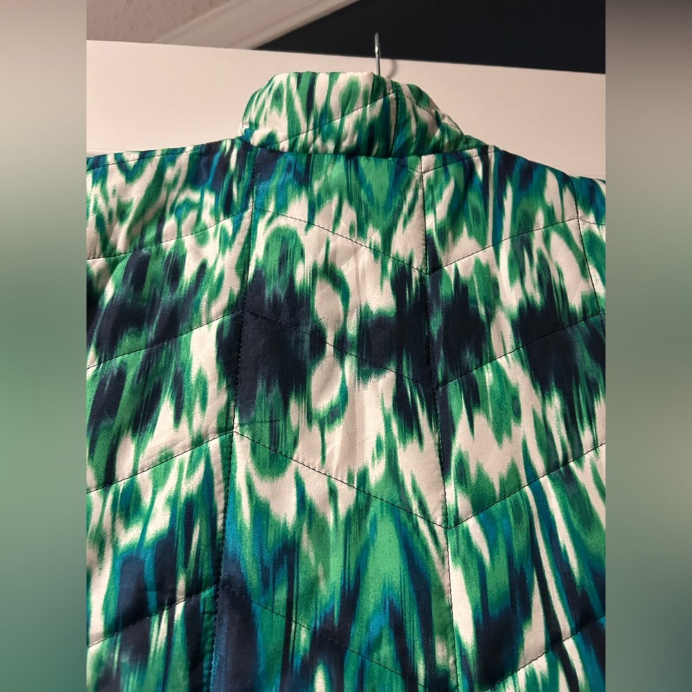 Chico’s Weekends Vest . Size 2…Large - Picture 3 of 5
